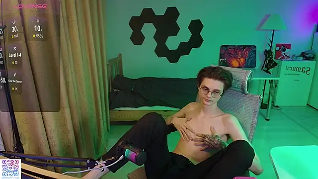 Shiromy  online show from February 2026 07:04:01 PM