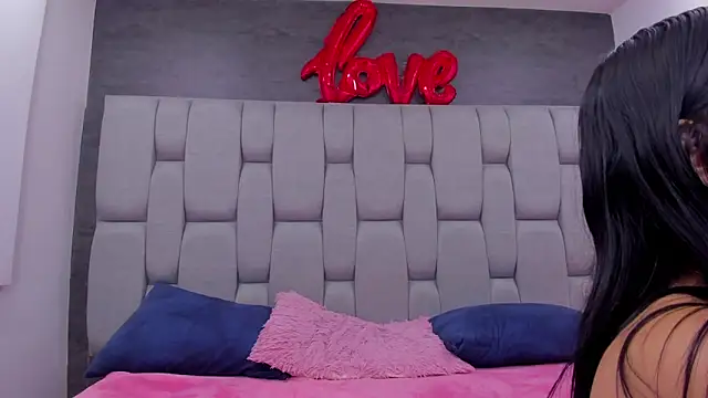 Sarita Ass online show from April 2026 01:17:02 AM