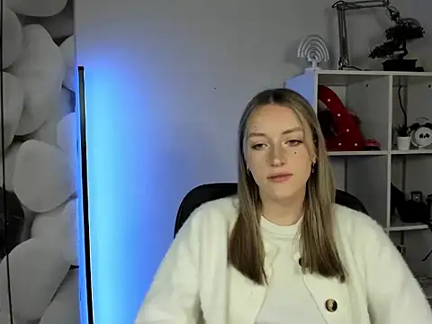 EvelynBlond online show from November 2025 06:35:01 AM