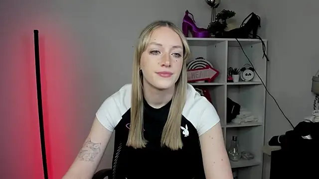 EvelynBlond online show from March 2026 06:22:01 AM