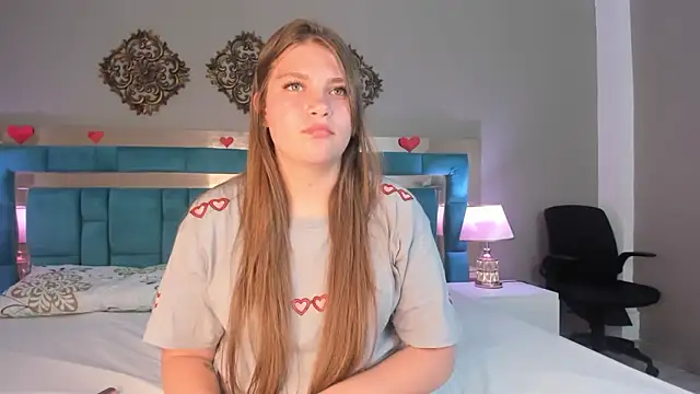 LiiaVelvet online show from March 2026 03:44:01 AM