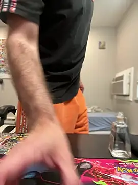 strippingmale1 online show from May 2026 06:25:01 PM