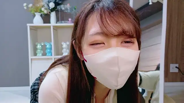 Nami-jpn online show from December 2025 09:55:01 AM