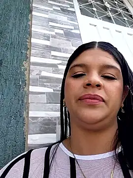 Layla-daring online show from April 2026 06:30:02 PM