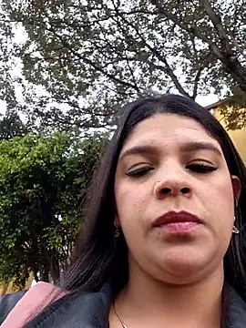 Layla-daring online show from April 2026 08:04:01 PM