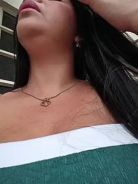 Layla-daring online show from February 2026 06:28:02 PM