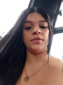 Layla-daring online show from April 2026 05:47:02 PM