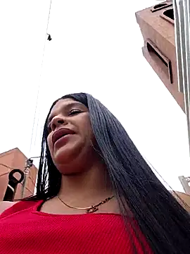 Layla-daring online show from April 2026 05:20:01 PM