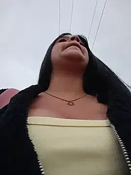 Layla-daring online show from February 2026 11:42:02 AM