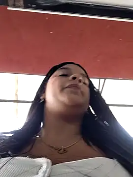 Layla-daring online show from April 2026 08:02:01 PM