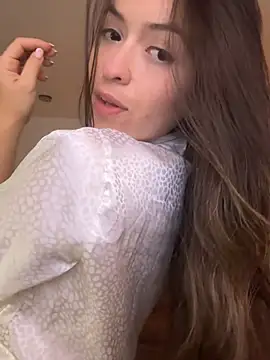 Snapshot of Little__Danni1 chatting on April 2026 09:49:01 AM Little Danni1 online show from April 2026 09:49:01 AM