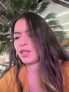 Snapshot of Little__Danni1 chatting on May 2026 01:13:02 AM Little Danni1 online show from May 2026 01:13:02 AM
