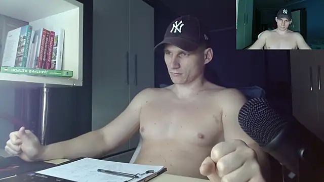 Poliglotjoe1 online show from November 2025 07:08:01 AM