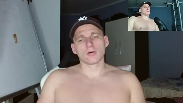 Poliglotjoe1 online show from November 2025 05:41:01 AM