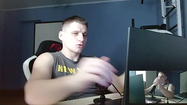 Poliglotjoe1 online show from February 2026 02:35:02 AM