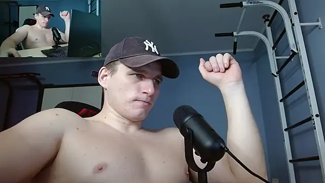 Poliglotjoe1 online show from January 2026 06:26:02 PM