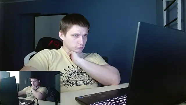 Poliglotjoe1 online show from February 2026 02:39:01 PM