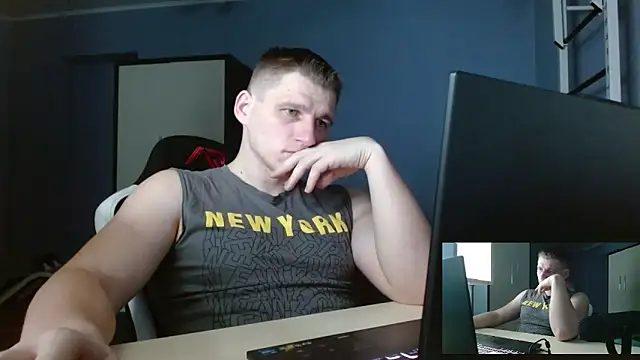 Poliglotjoe1 online show from February 2026 07:22:01 PM