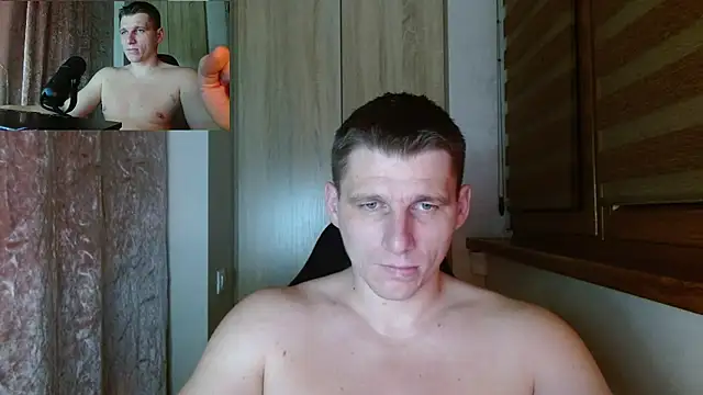 Poliglotjoe1 online show from March 2026 02:41:03 AM