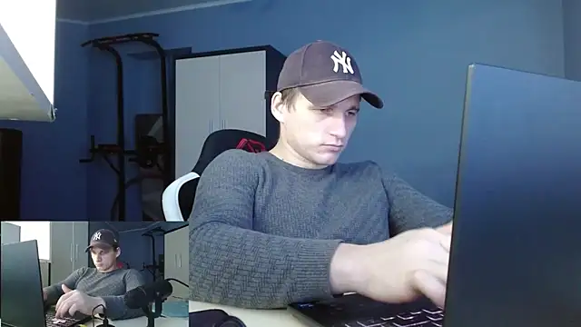 Poliglotjoe1 online show from February 2026 11:27:01 AM