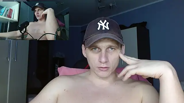 Poliglotjoe1 online show from December 2025 09:41:01 AM