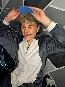 megan NL online show from January 2026 04:38:02 AM