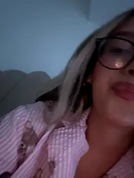 saliha pinky  online show from December 2025 02:27:02 AM