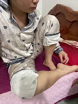 suna218 online show from December 2025 03:10:02 PM