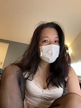 nana na425 online show from April 2026 12:24:02 AM