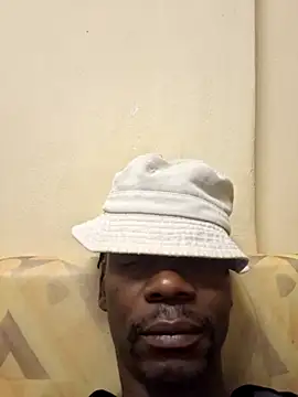 Snapshot of Mrng9 chatting on December 2025 03:47:01 PM Mrng9 online show from December 2025 03:47:01 PM