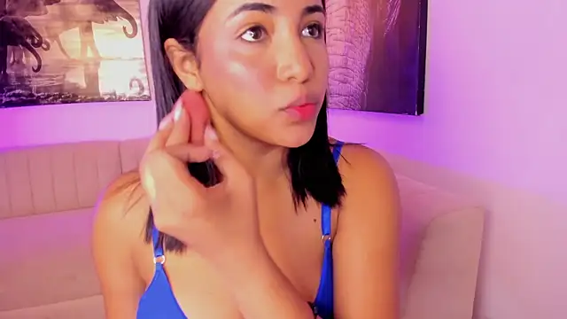 emmyheart7 online show from February 2026 04:13:01 AM