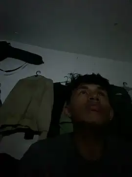 andres0diaz online show from December 2025 06:01:02 AM