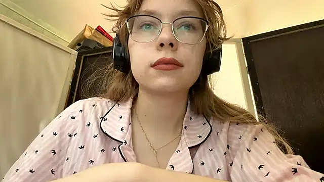 LouettaTornese online show from November 2025 08:13:01 AM