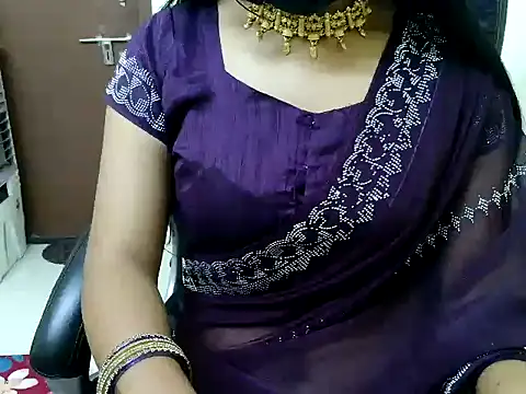 Snapshot of cute_girl_81 chatting on November 2025 11:54:01 AM cute girl 81 online show from November 2025 11:54:01 AM