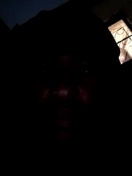 Eezxxx online show from December 2025 07:04:02 PM