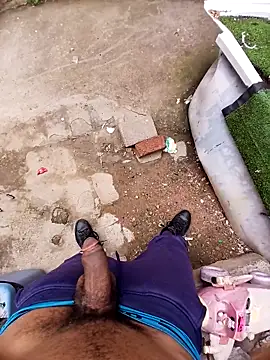 Eezxxx online show from February 2026 09:44:02 AM