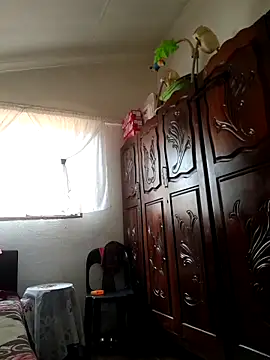 Eezxxx online show from March 2026 10:21:01 AM