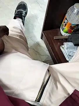 Roy   121 online show from February 2026 01:00:01 PM