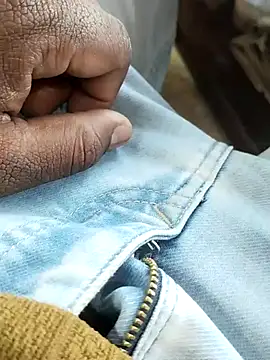 Roy   121 online show from February 2026 12:28:01 PM