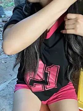 XndSeraphina online show from February 2026 10:39:01 AM