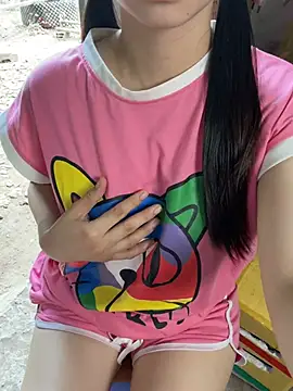 XndSeraphina online show from February 2026 05:08:01 AM