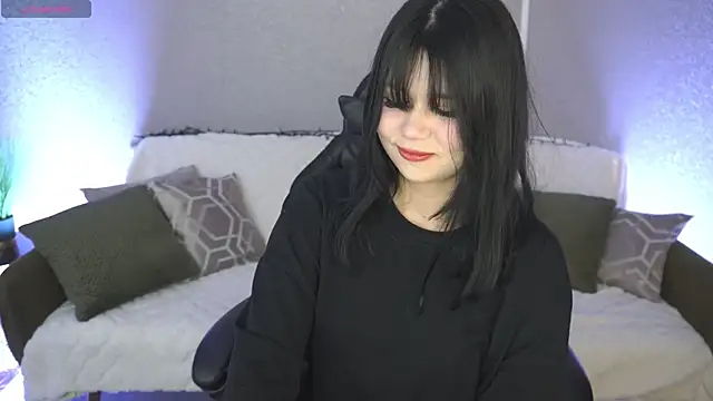 NightAylin online show from April 2026 09:39:33 PM