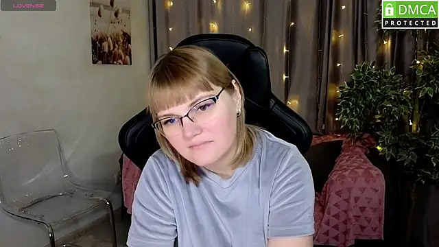 Sofia508 online show from November 2025 03:49:02 AM