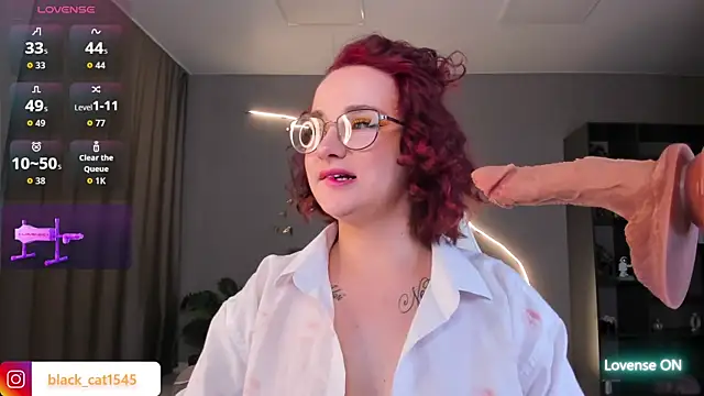 Snapshot of kittyhardfucks chatting on June 2026 09:37:02 AM kittyhardfucks online show from June 2026 09:37:02 AM