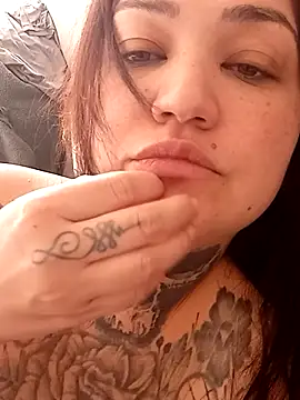 Snapshot of nikideath chatting on May 2026 05:59:02 PM nikideath online show from May 2026 05:59:02 PM