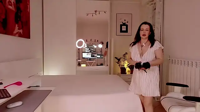 FlirtyFox  online show from February 2026 12:58:02 PM