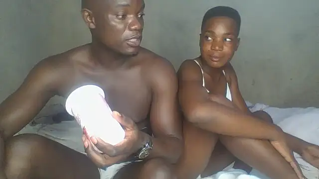 UsTwo  online show from January 2026 09:20:02 PM