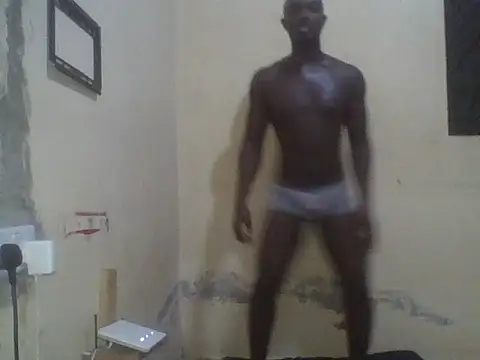 UsTwo  online show from December 2025 05:01:01 PM