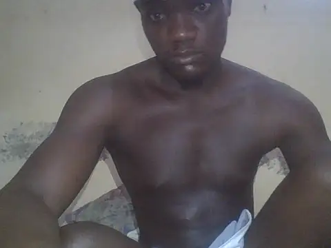 UsTwo  online show from November 2025 05:41:02 AM