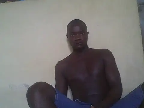 UsTwo  online show from December 2025 04:46:02 AM